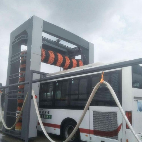大巴洗車(chē)機生產(chǎn)廠(chǎng)家